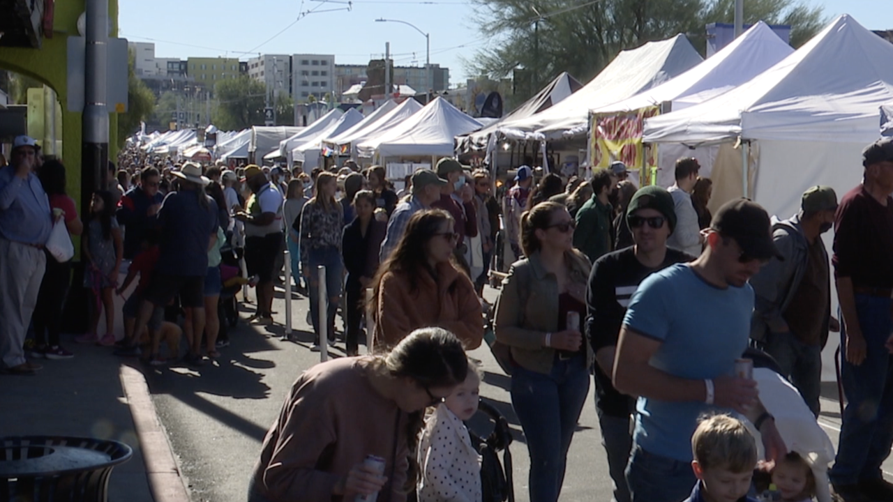 Large crowds downtown Fourth Avenue Street Fair